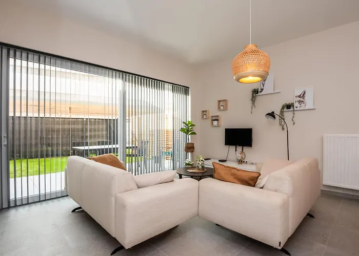 Brand New Apartment With Garden And Parking